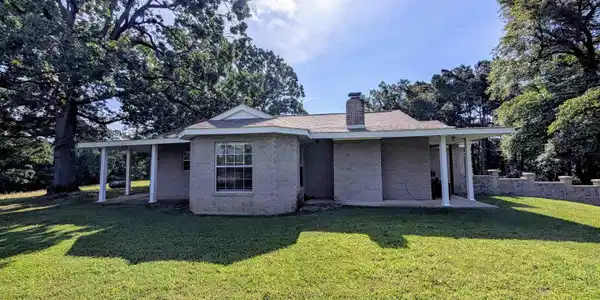 264 Polk Road 16