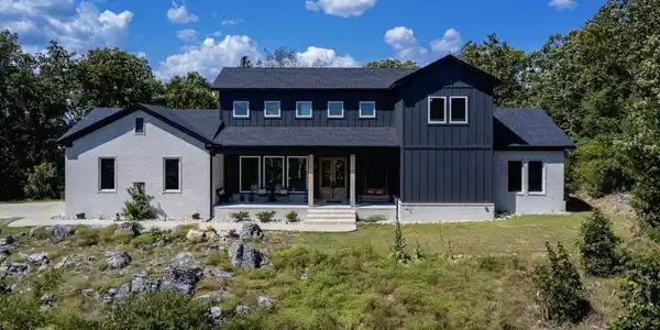 4 Gray Hawk Drive