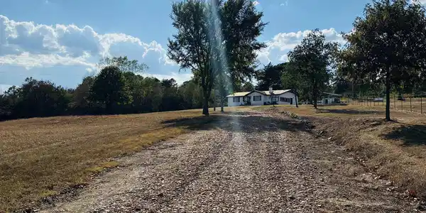 6507 N State Highway 109