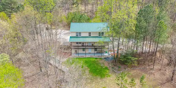 138 peaceful valley Trail