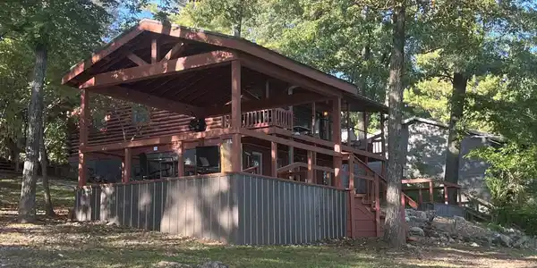 224 Robin Hood dr