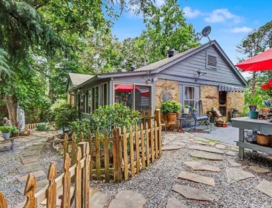211 Sulphur Street