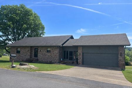 125 Burning Tree Court