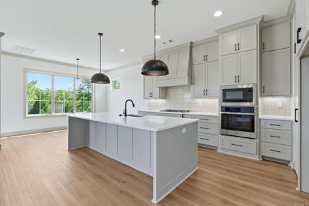 5 Mountain Brook Road