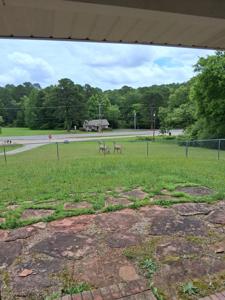 2373 N Hwy 7