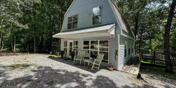 299 Buck Pond Road