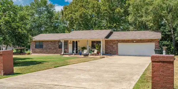 358 NW Buccaneer St Street