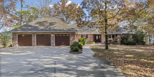 111 Timberline Drive