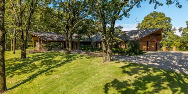 311 Whispering Hills Street