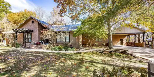 148 Cooper Point Drive