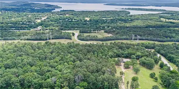 4655-4675 SR 333