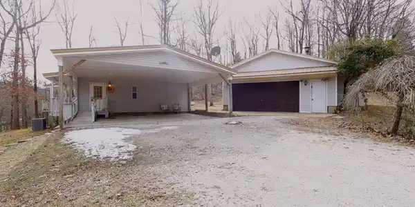 173 StarGap Rd