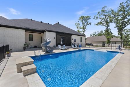 2960 Orchard View Drive