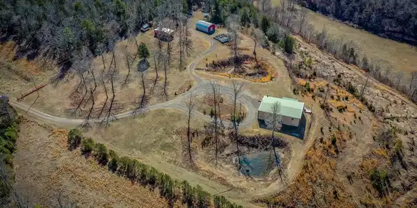979 Marsh Mountain Rd.