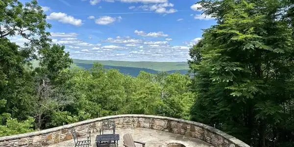 370 Black Bear Bluff