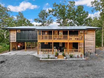 528 Long Branch Lane