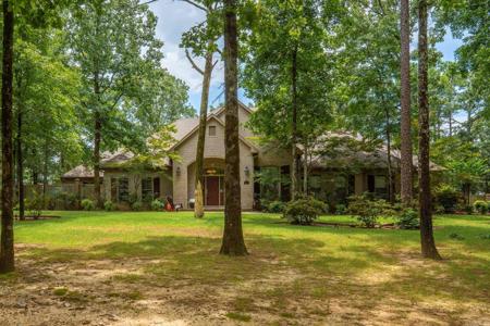 4135 Zachary Trail