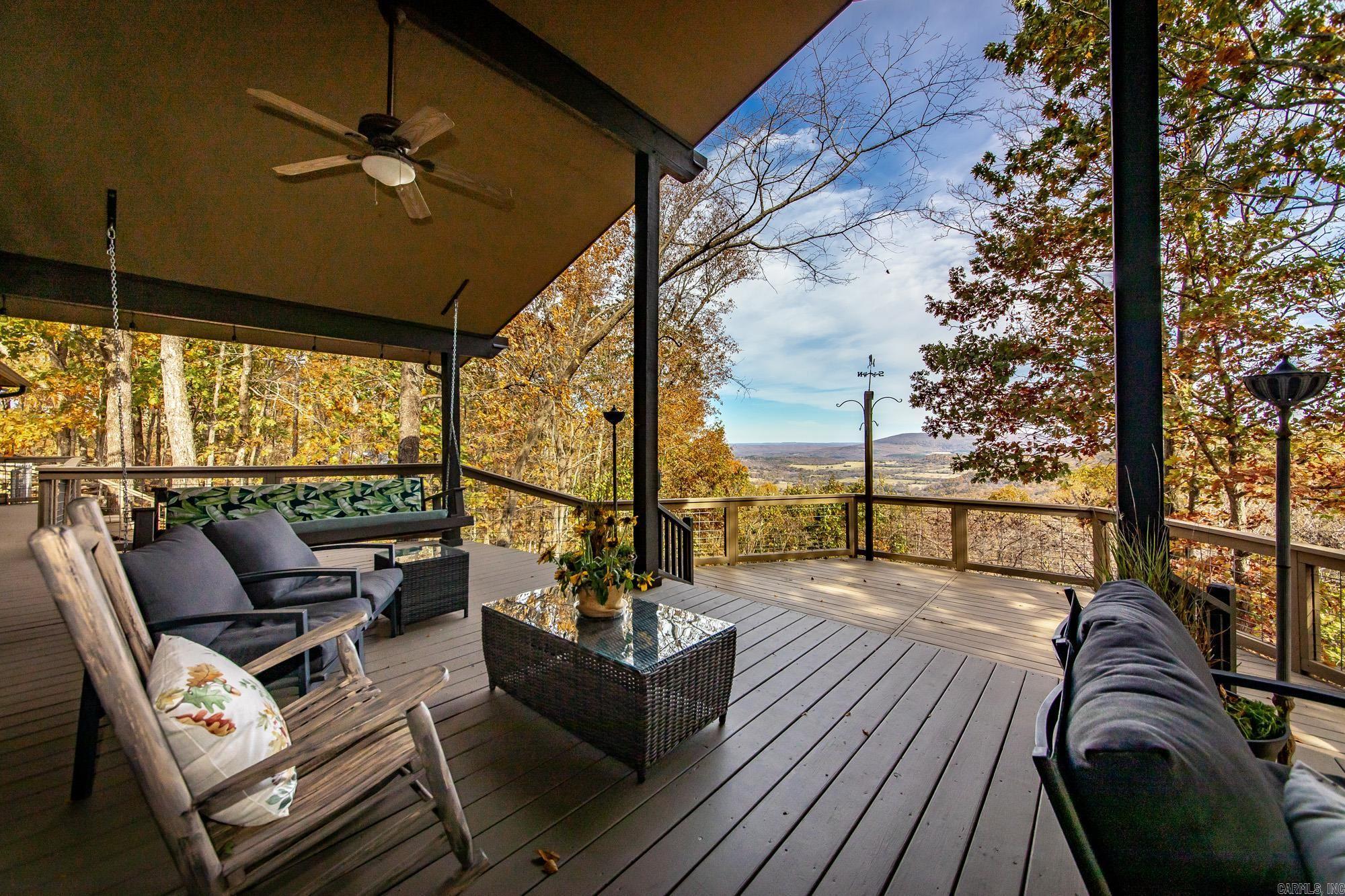 Image 0: From bird watching to star gazing, Deck