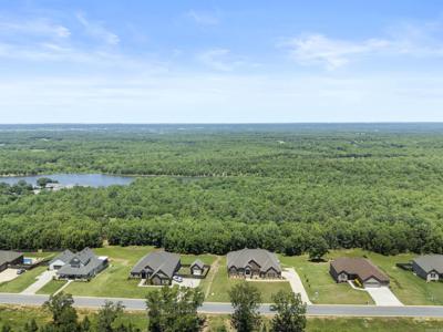 11 Four Mile Hill Road