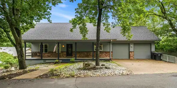 23 Fineza Way