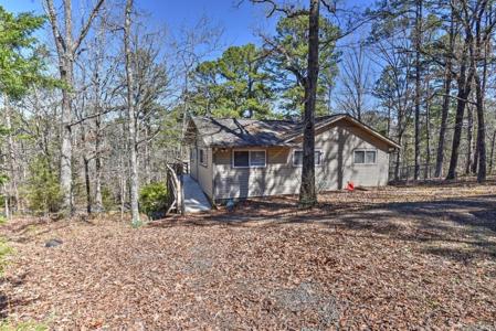 226 Lakeview Drive
