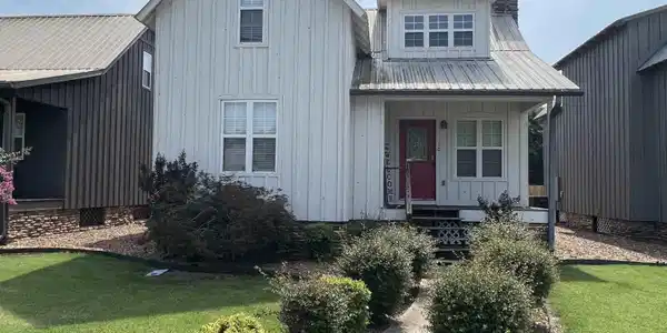 10 Old ford Way
