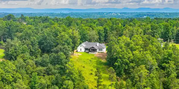 100 W Hawkview Place