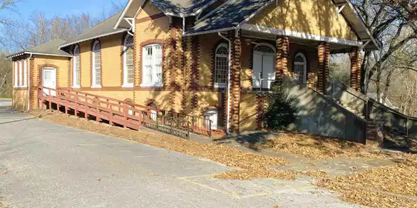 15 W First Street