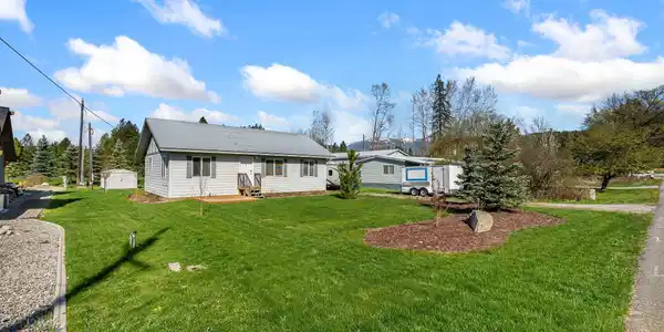 Image 2: Front Exterior