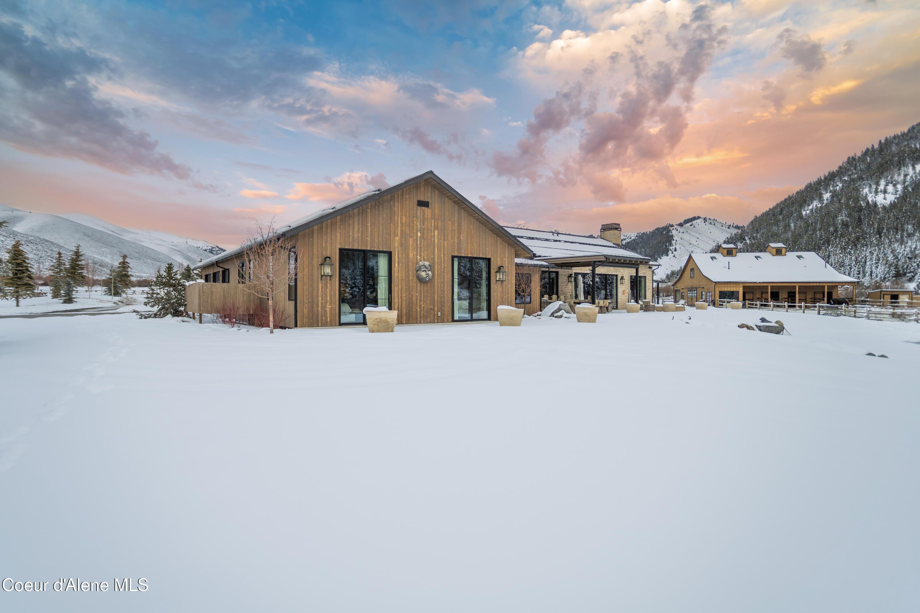 Image 4: Winter at The Rockin' B