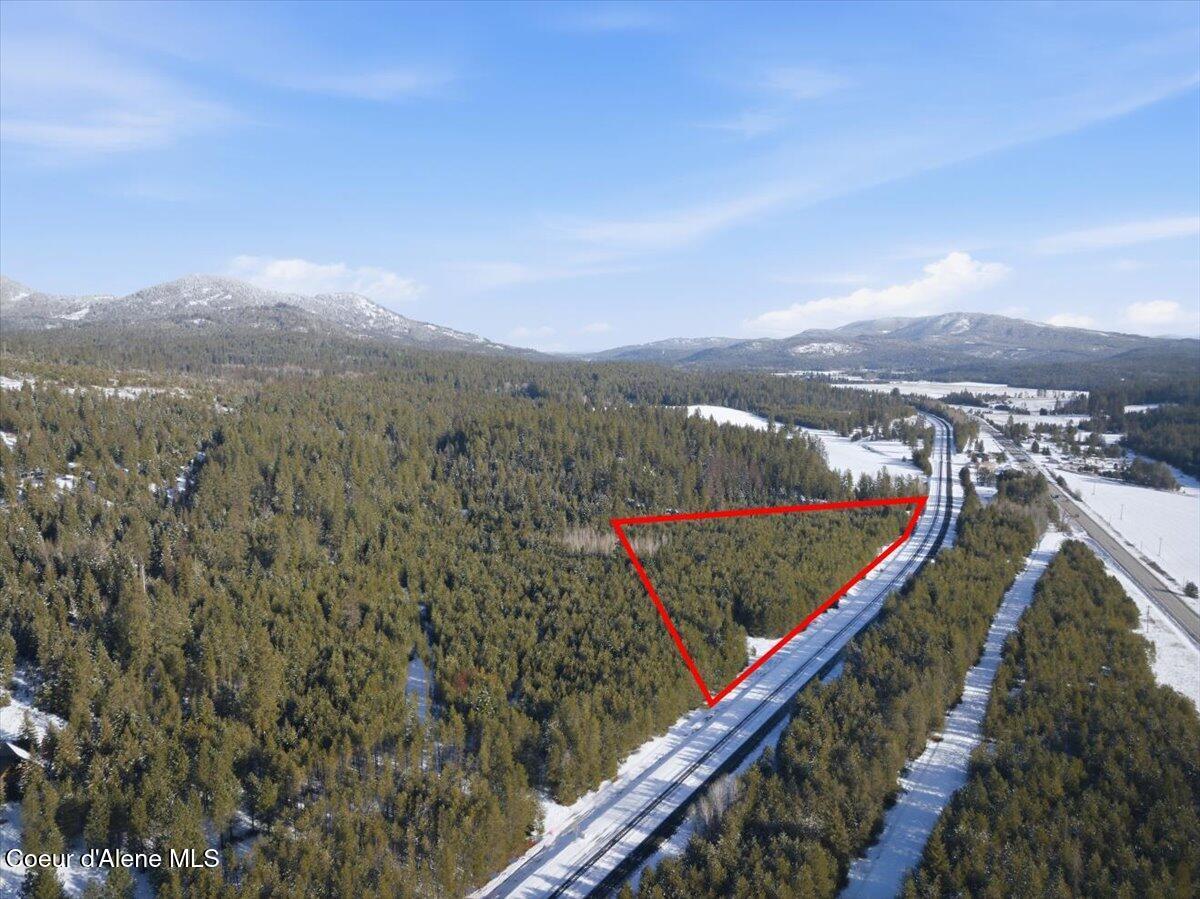 Image 2: 02-NKA - Athol Land_RedHogMedia