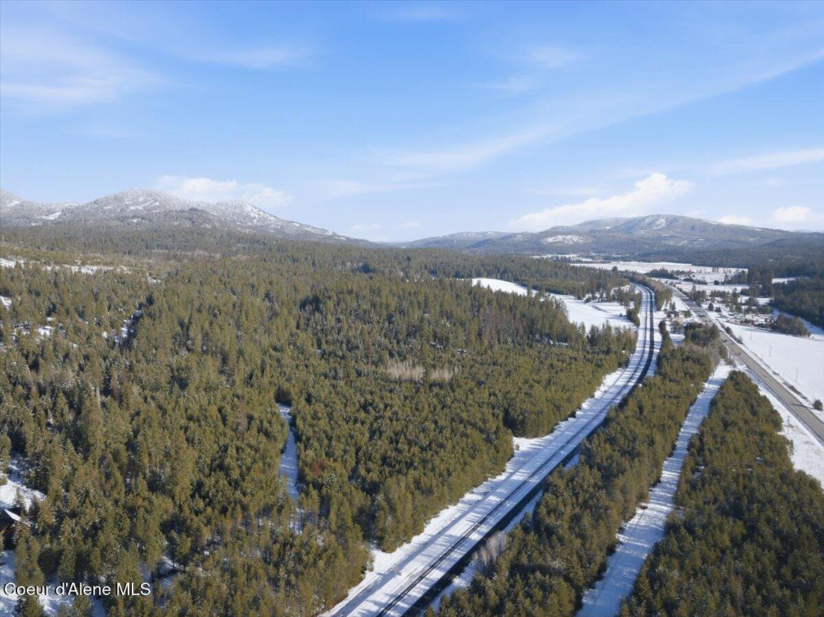 Image 4: 04-NKA - Athol Land_RedHogMedia