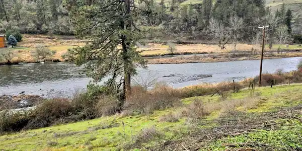 3841 Highway 13
