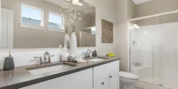 Image 3: Durham - Main Bathroom