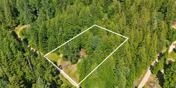 Lots 1,2 & 3 Kokanee Ave