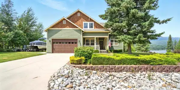 30 Beacon Hill Rd