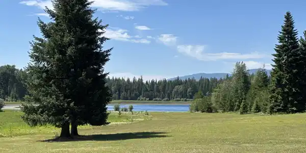 Image 2: 003 lake view
