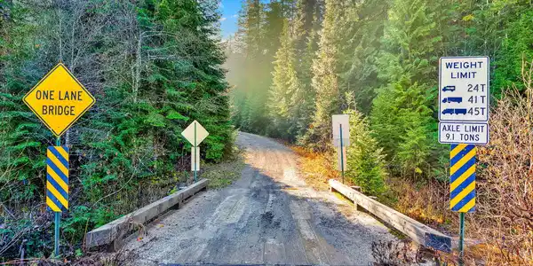 Image 3: Entrance