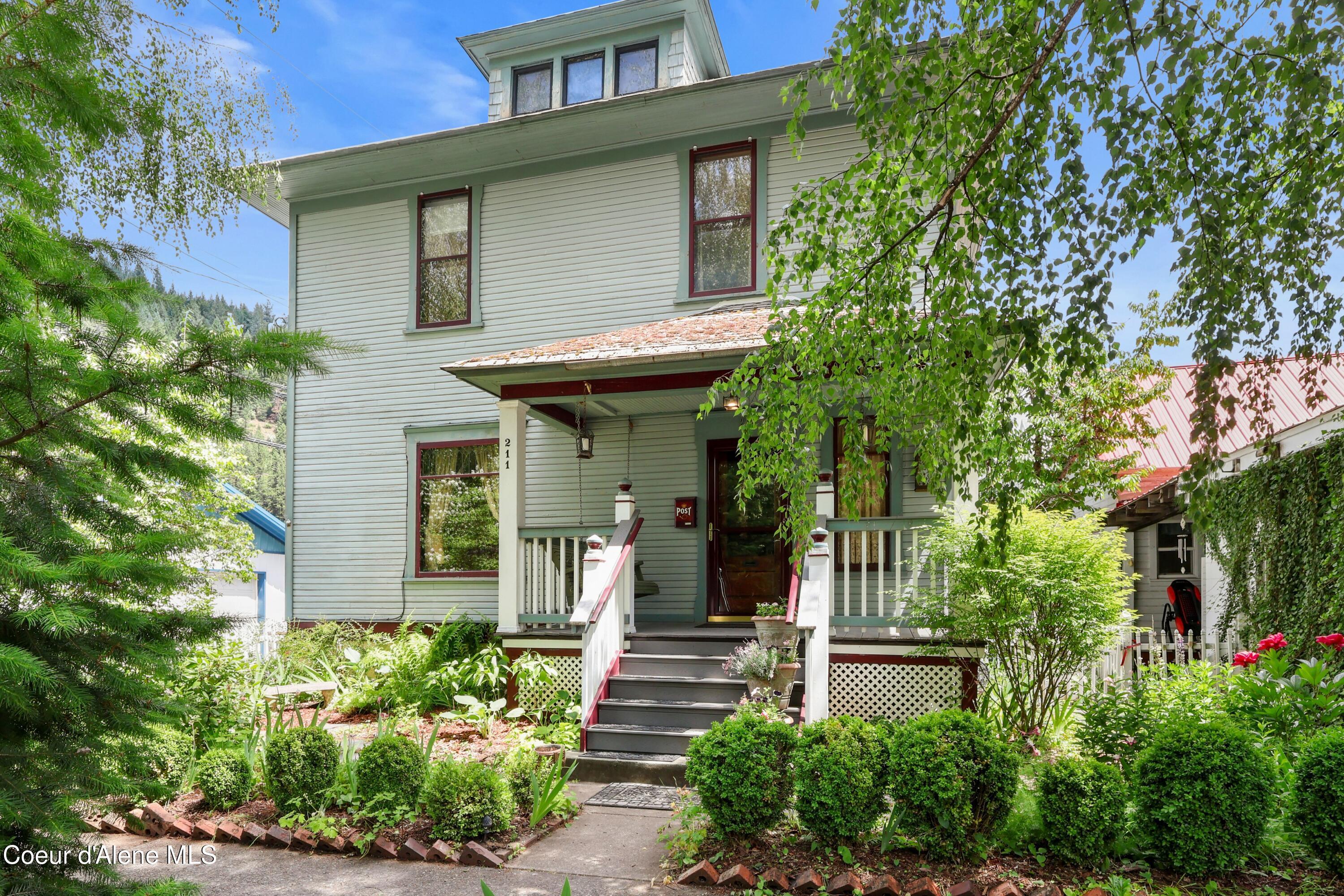 Image 1: 211 2nd Street