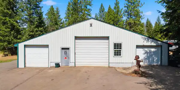 Image 2: 017-23525NorthConeCrestRoad-Rathdrum-ID-