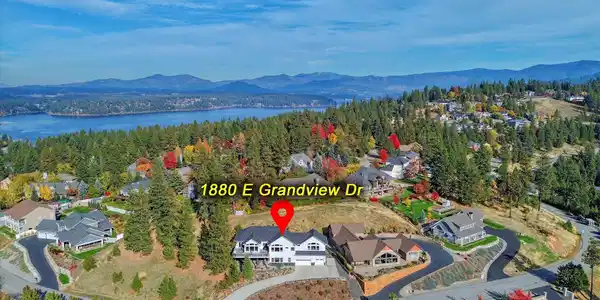 1880 E Grandview Dr