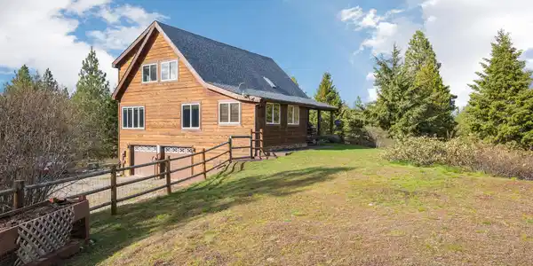 9067 W COEUR D ALENE DR