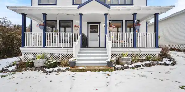 114 N COEUR D ALENE AVE