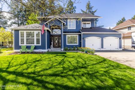 8385 N SELKIRK CT
