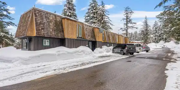 169 Snowplow RD Unit 1