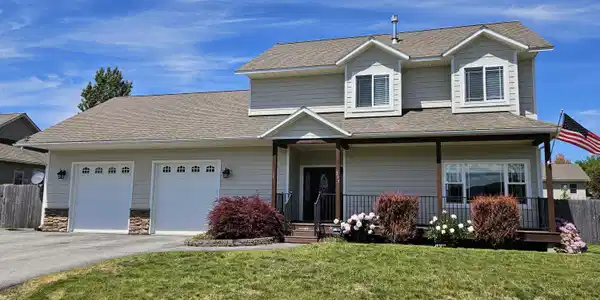 215 Brittany Loop