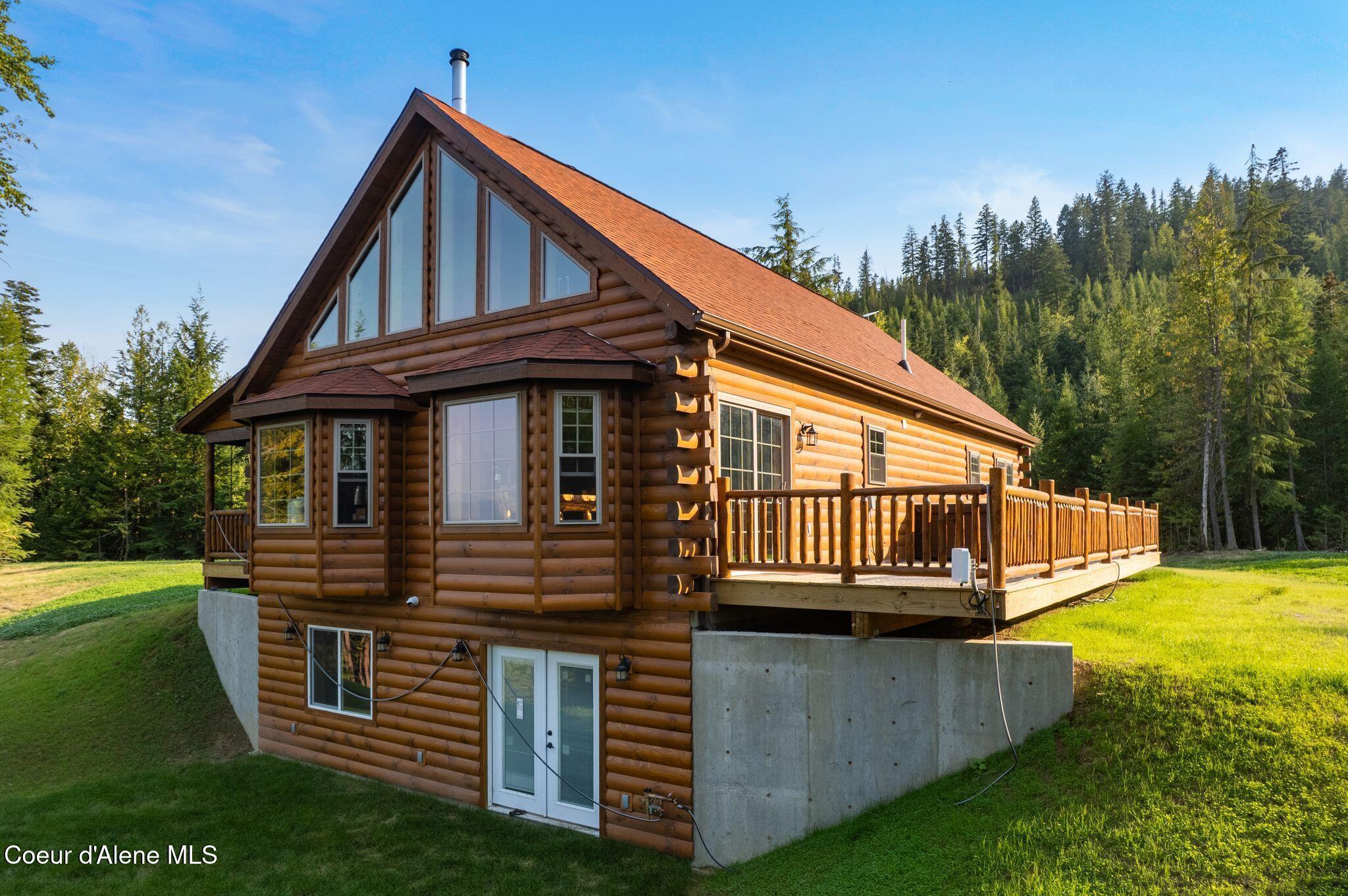 Image 2: 2 Zook back left