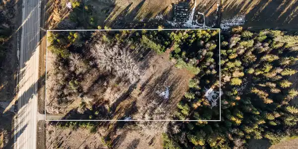 Image 4: 4_DJI_20260211064631_0115_D PLOTLINE
