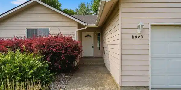 Image 4: 04-Front Entrance