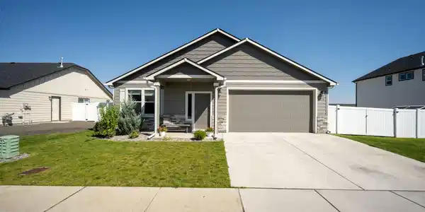Image 2: front of house